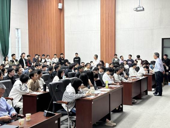 ee60c90752515ac103ff9b78b13a87f2